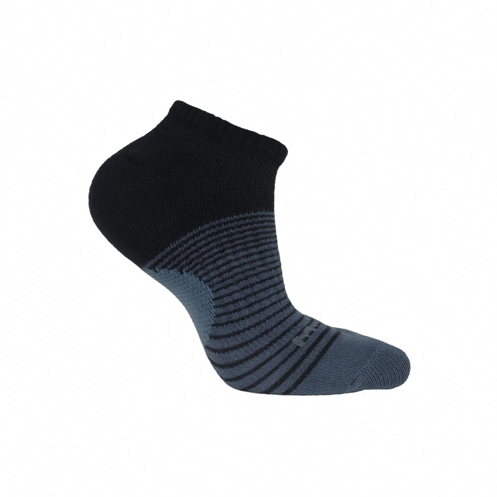 FootSpa輕護足弓透氣運動船襪-條紋